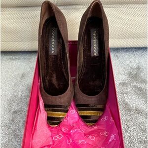 Scrumptious Chocolate Brown Suede Heels with Velvet Trim 38